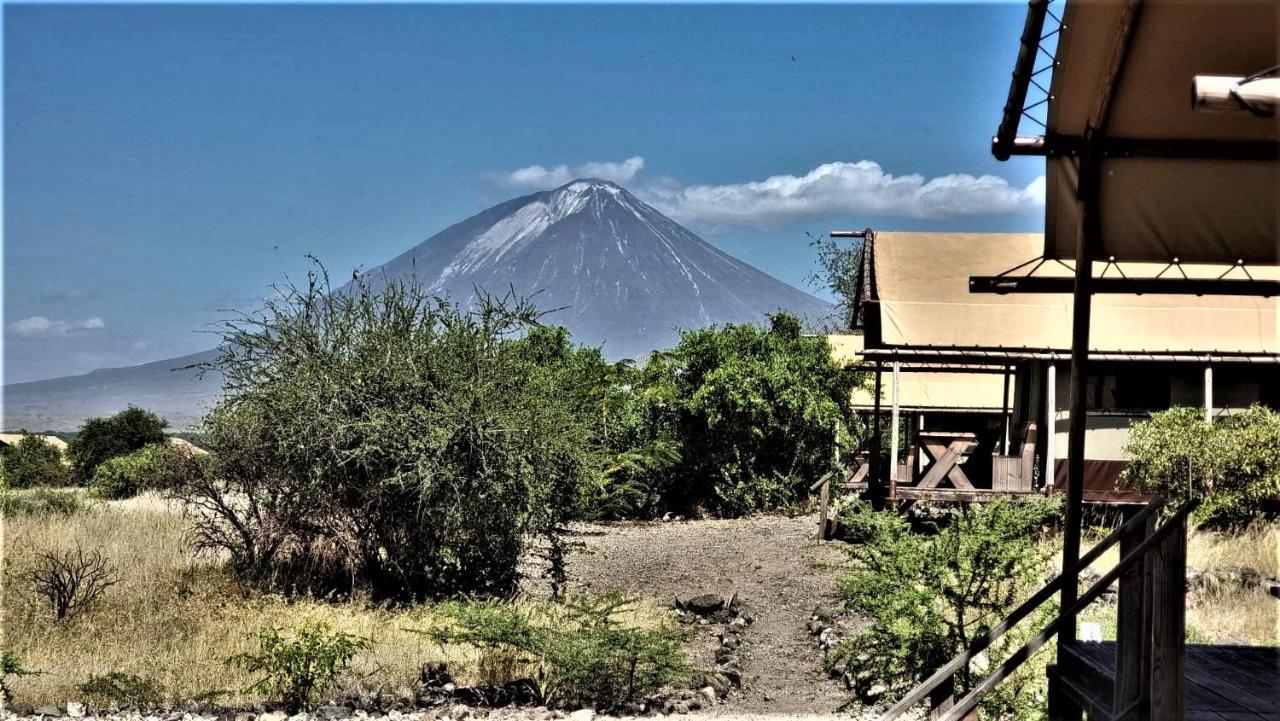 Africa Safari Lake Natron Mtowabaga Eksteriør bilde